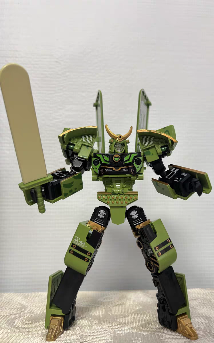 Transforming Ice Cream Robot π¦ Kids Creative Mecha Warrior Toy Model
