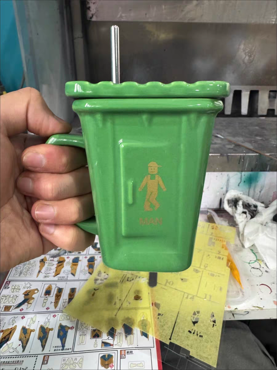 Funny Toilet Mug 🚽 Prank Ceramic Cup Creative Gag Gift for Friends