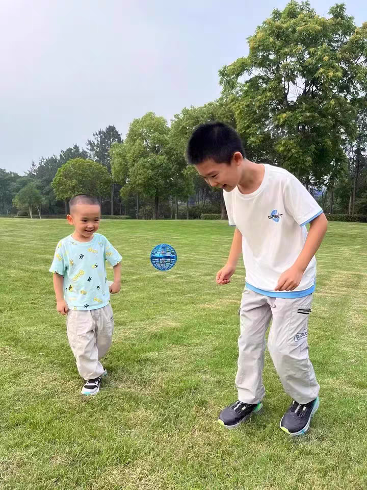 UFO Flying Spinner Toy π Smart LED Hover Ball Drone for Kids