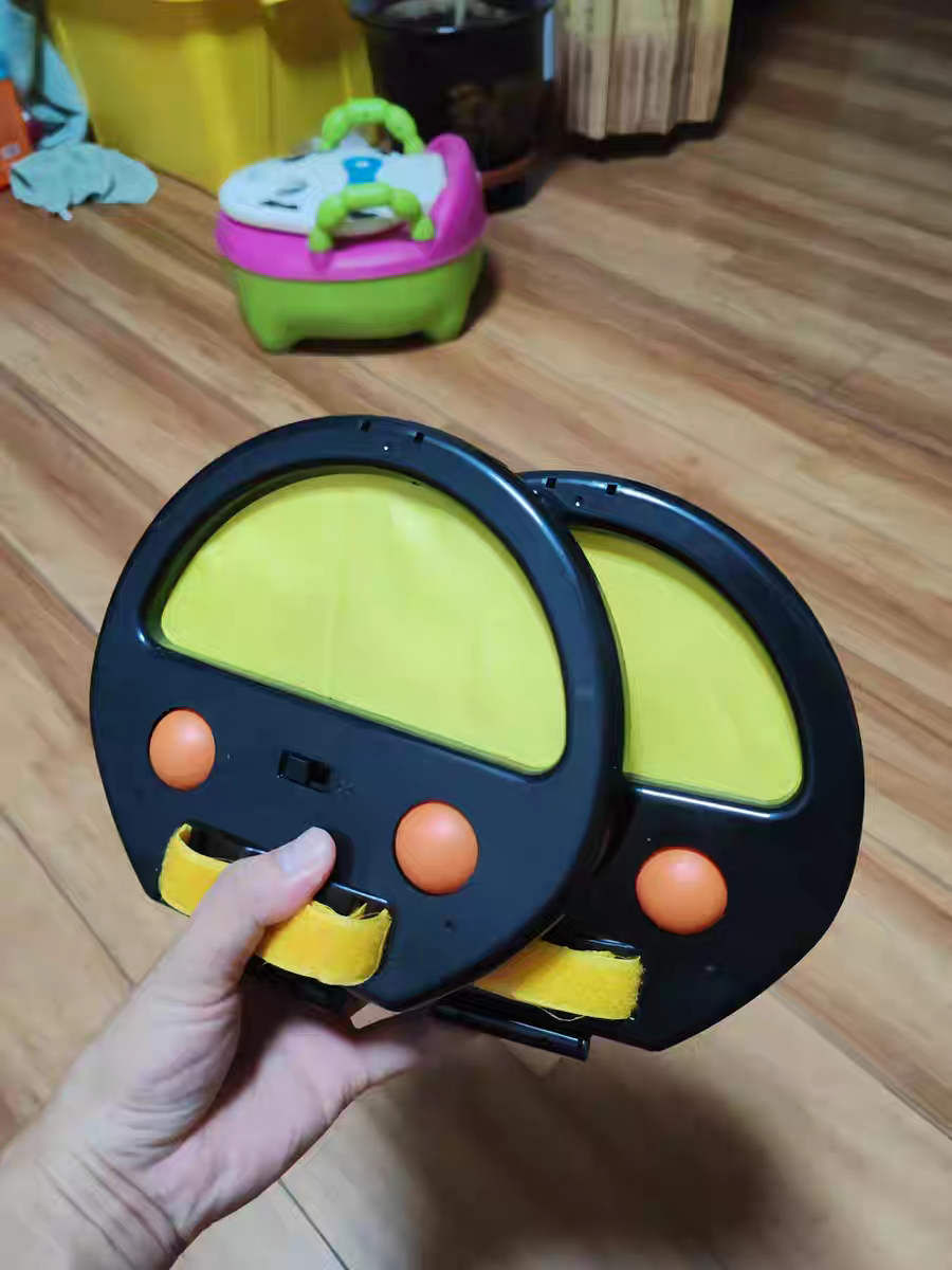 Kids Catch Ball Game Set ๐พ Elastic Hand Paddle Throw & Catch Toy