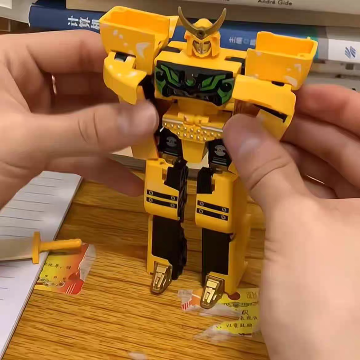 Transforming Ice Cream Robot 🍦 Kids Creative Mecha Warrior Toy Model
