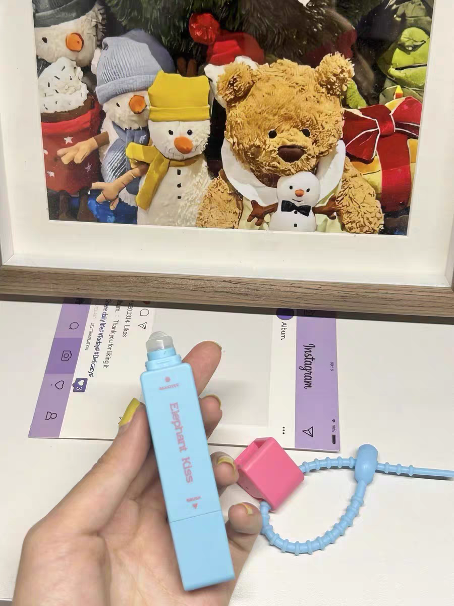 Instant Stain Remover Pen ✨ Portable Oil & Spot Cleaner On-the-Go