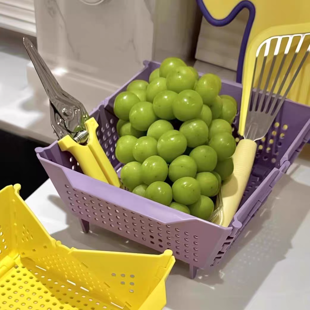Collapsible Sink Strainer Basket  Foldable Kitchen Wash Basin & Fruit Drainer