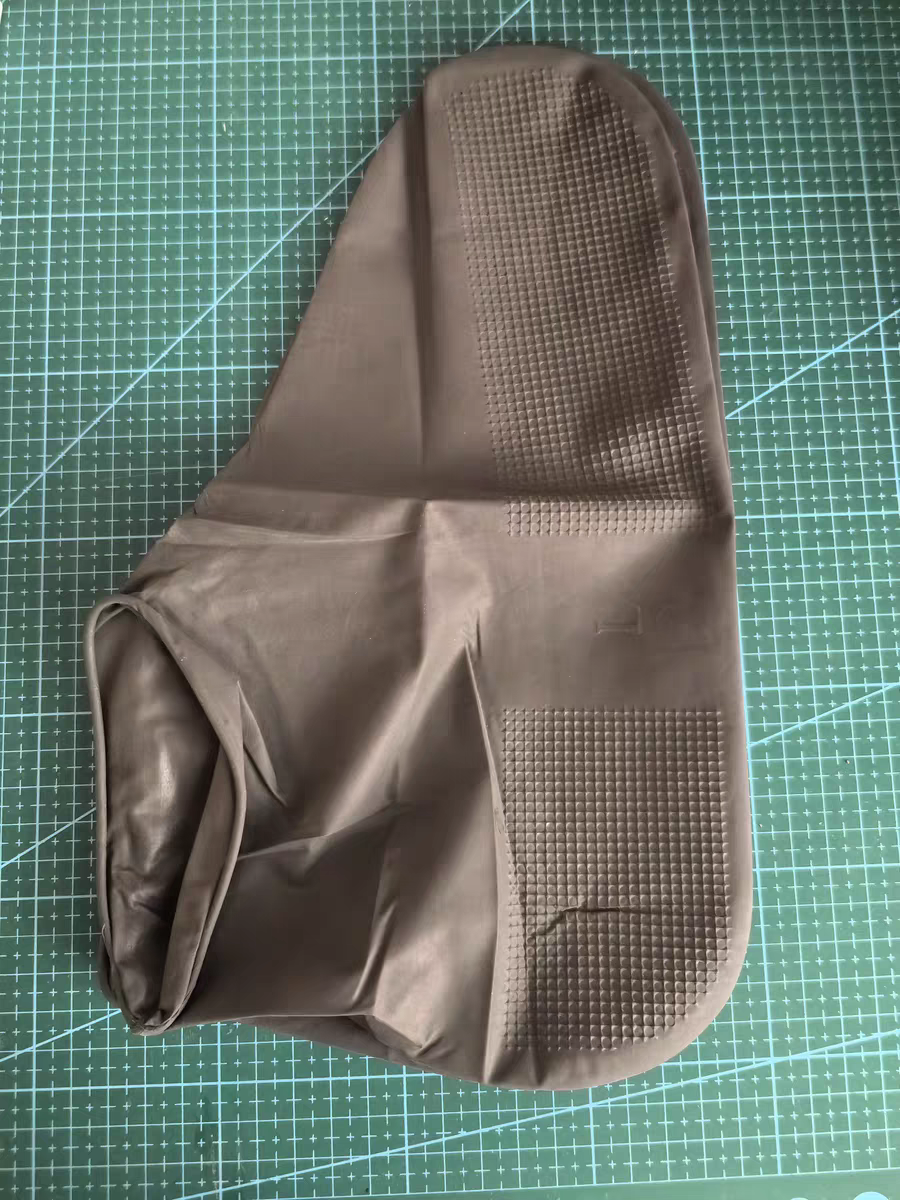 Reusable Waterproof Shoe Covers 🌧️ Non-Slip Silicone Overshoes for Rain