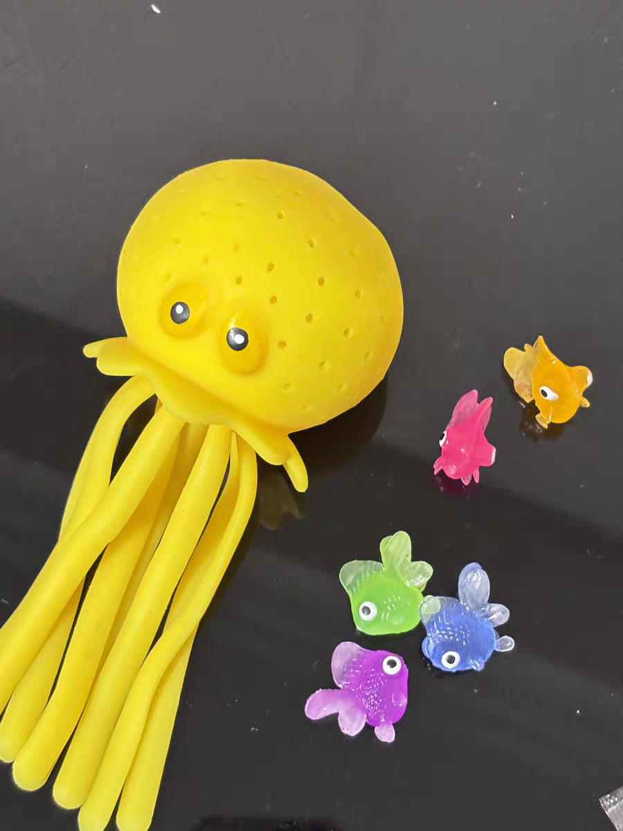 Squishy Octopus Bath Toy 🐙 Baby & Kids Water Play Stress Relief Toy