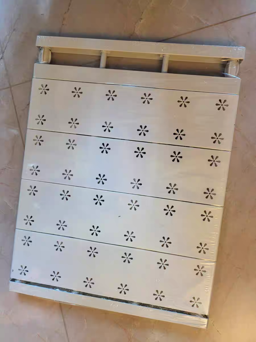 Expandable Closet Shelf Organizer 🧺 Adjustable Divider Rack for Storage