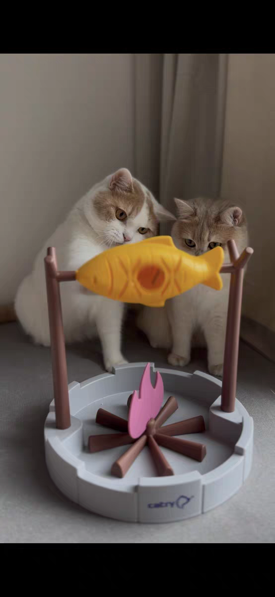 Cat Interactive Treat Toy 🐾 Rolling Feeder Puzzle Pet Self-Play Fun