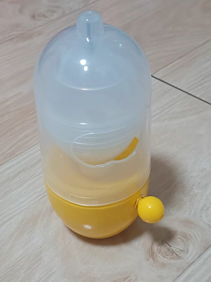 Golden Egg Maker 🥚 Handheld Egg Yolk & White Mixer Kitchen Gadget