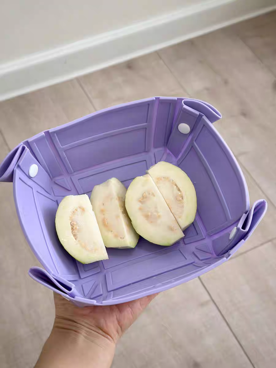 Portable Folding Silicone Bowl 🍲 Travel Outdoor Fruit Plate Cutting Board Basket