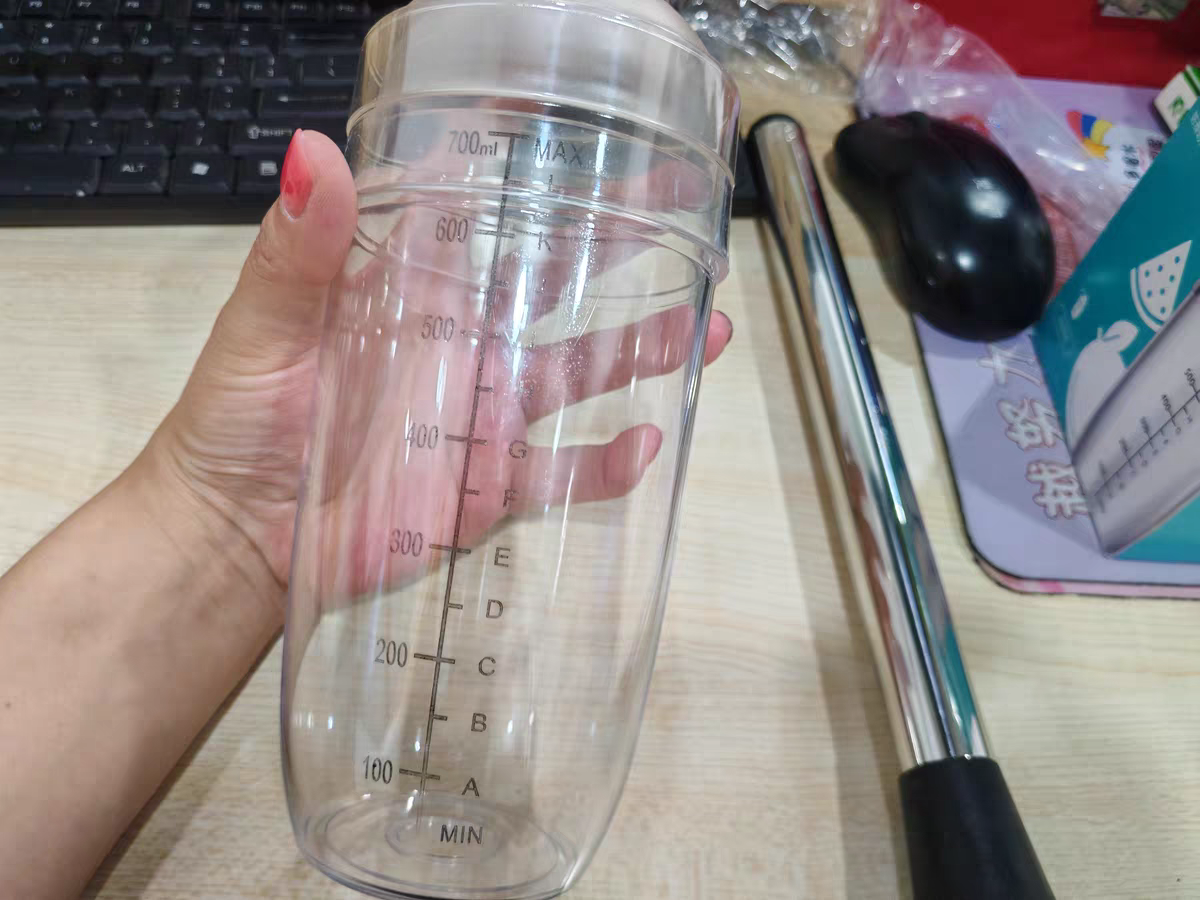 Stainless Steel Shaker Cup 🍹 DIY Lemon Tea & Milk Tea Mixer Cocktail Tool