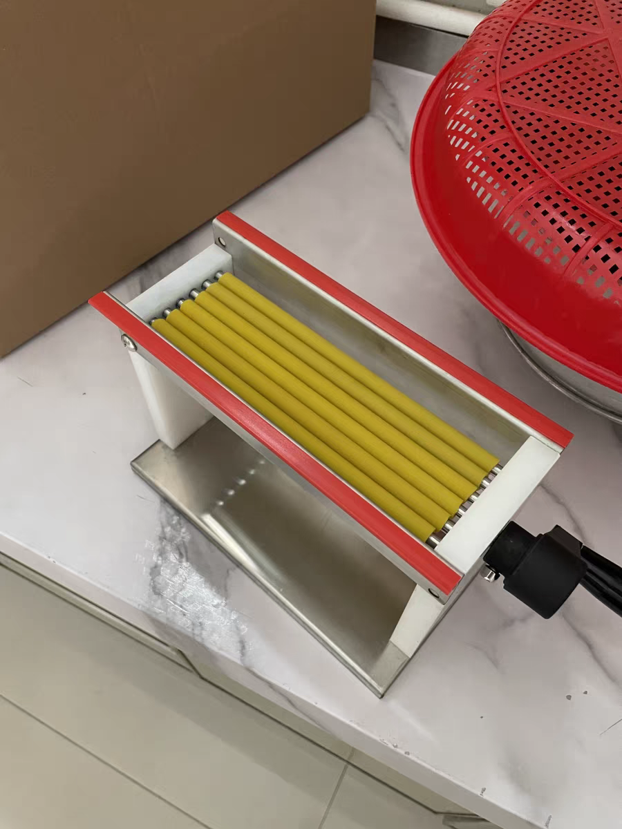 Manual Quail Egg Peeler 🥚 Automatic Shell Removing Machine for Home & Kitchen