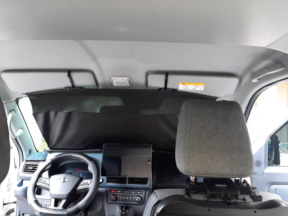 Automatic Car Sunshade Front Windshield ☀️ UV Protection Retractable Shade