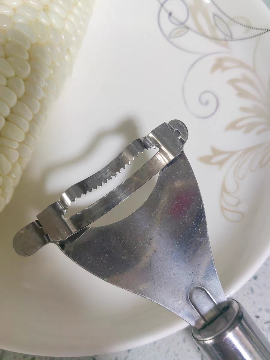 Stainless Steel Corn Stripper 🌽 Easy Kernel Remover Kitchen Tool