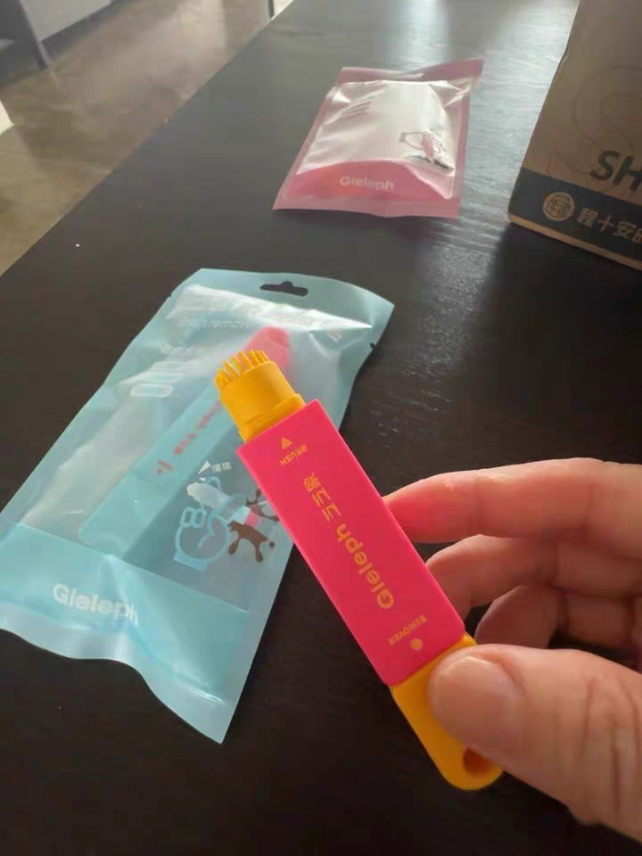 Instant Stain Remover Pen ✨ Portable Oil & Spot Cleaner On-the-Go
