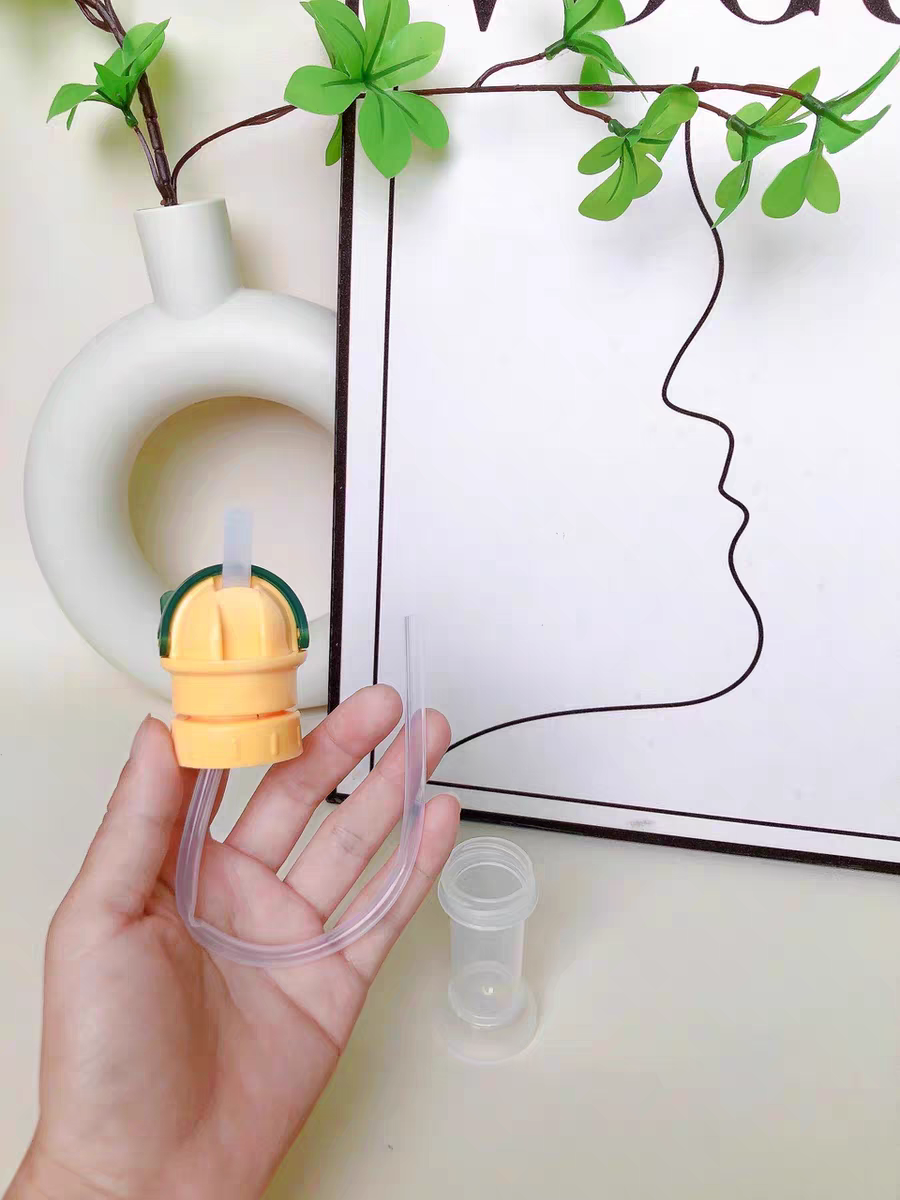 Silicone Bottle Straw Adapter 🍼 Portable Drink Cap for Kids & Baby