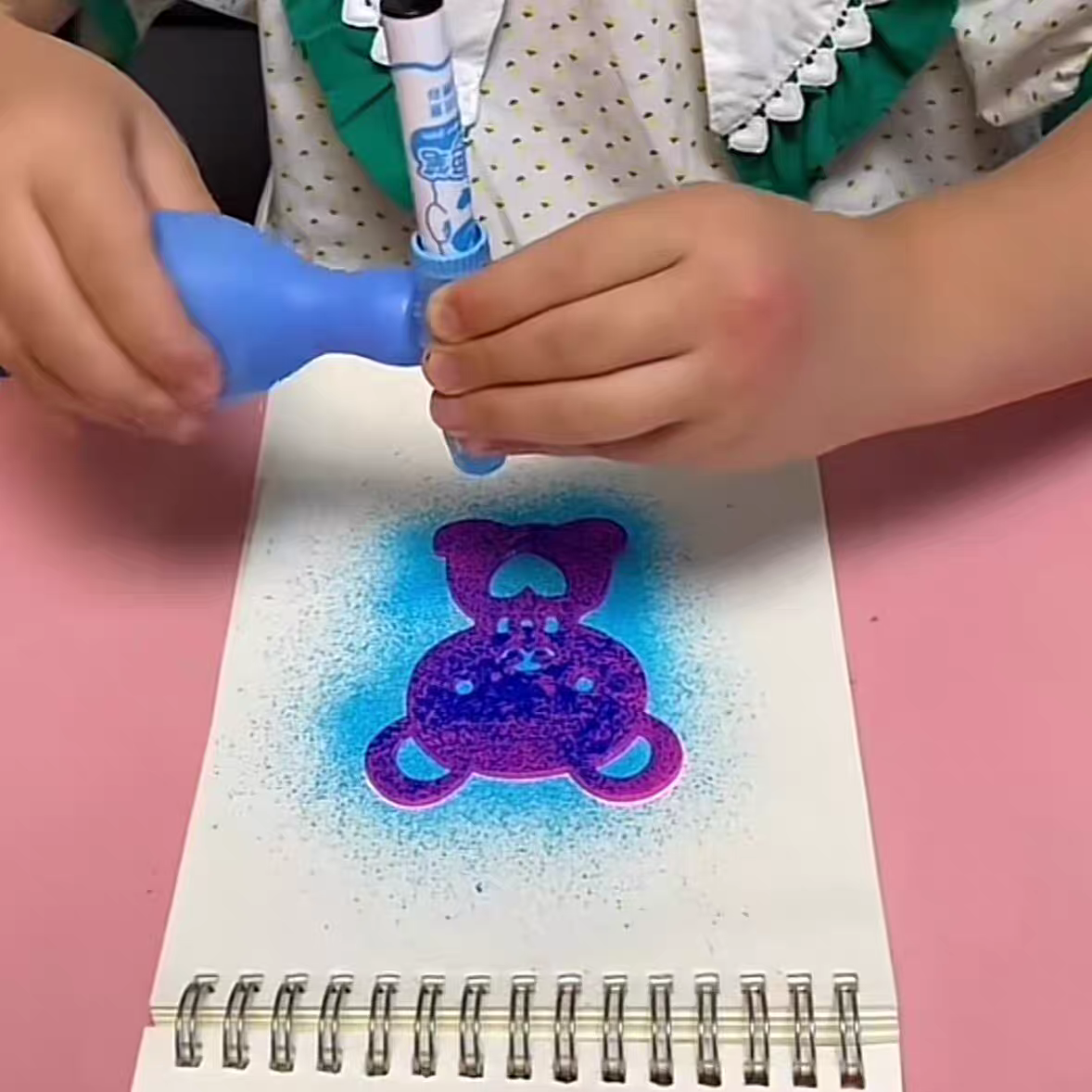 Kids Spray Pen Set 🎨 12/24 Colors Washable Airbrush Marker Toy