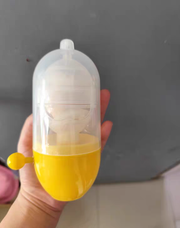 Golden Egg Maker 🥚 Handheld Egg Yolk & White Mixer Kitchen Gadget