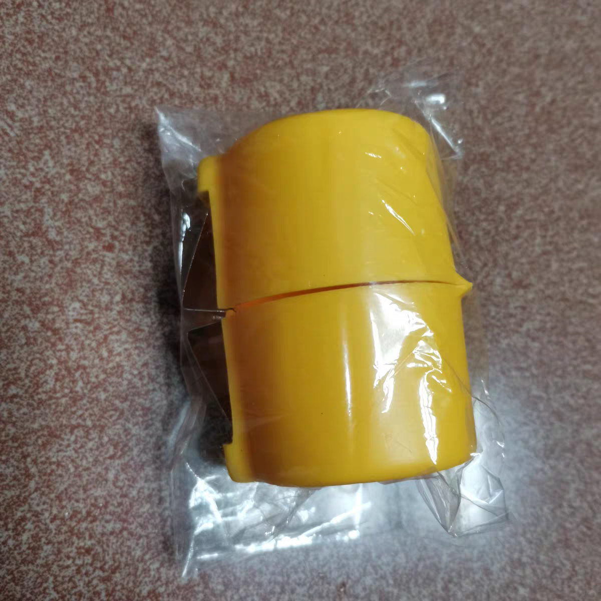 Egg Shell Opener 🍳 Portable Kitchen Baking Tool No-Mess Egg Cracker