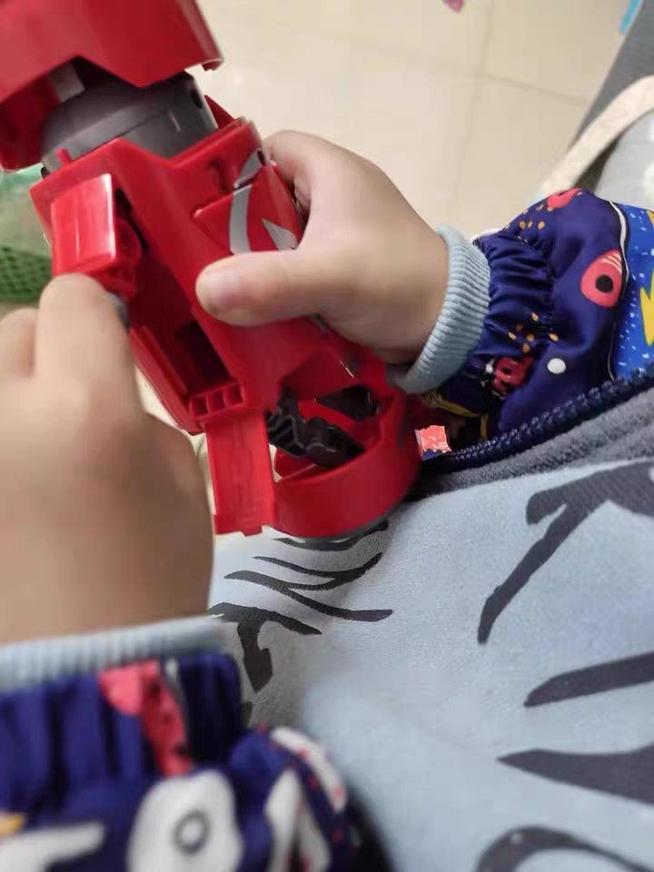 Soda Can Transforming Robot 🥤 Creative Mecha Toy for Kids Boys