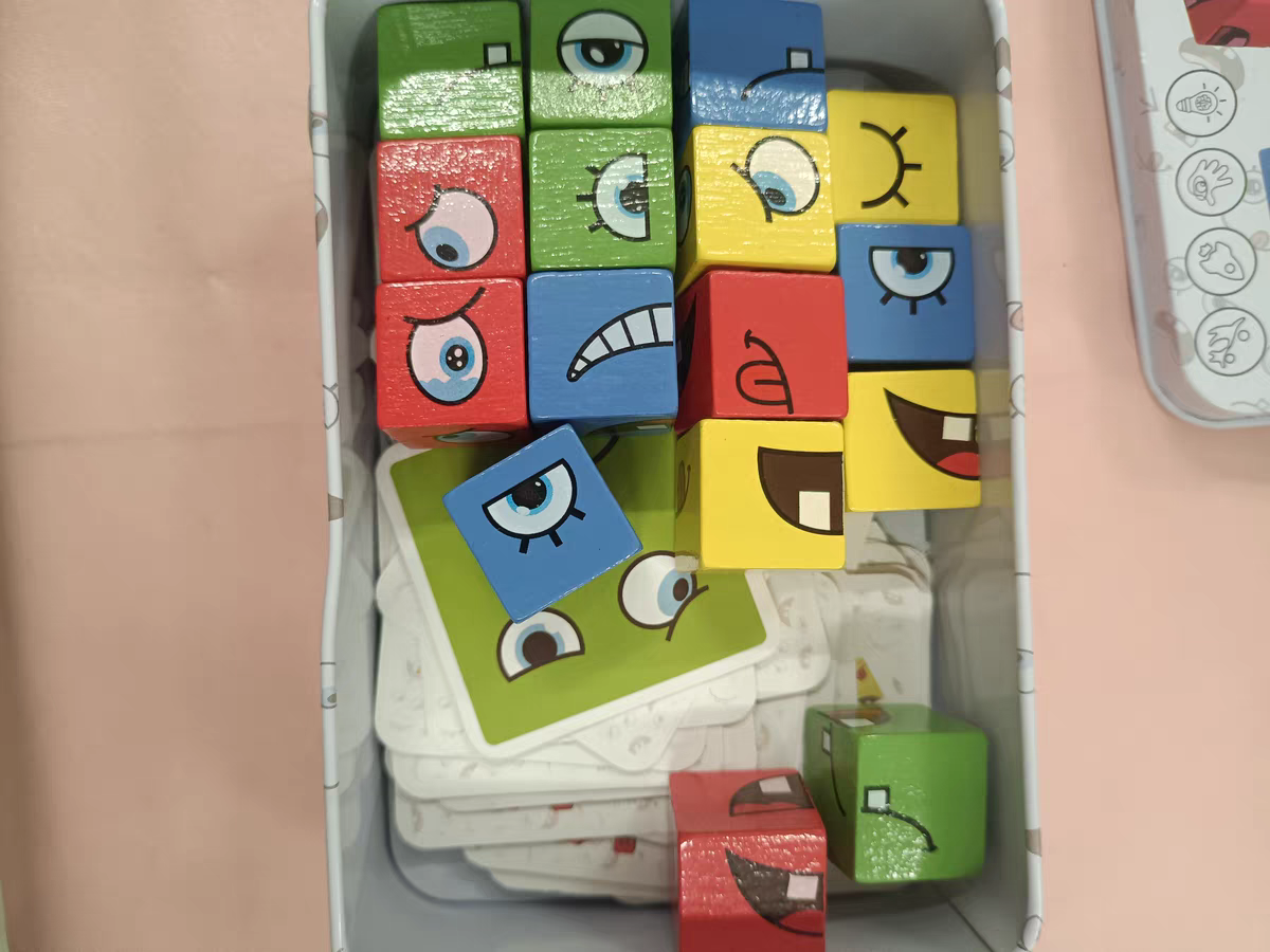 Face Changing Cube Game 🎭 Wooden Puzzle Blocks Kids Family Party Toy