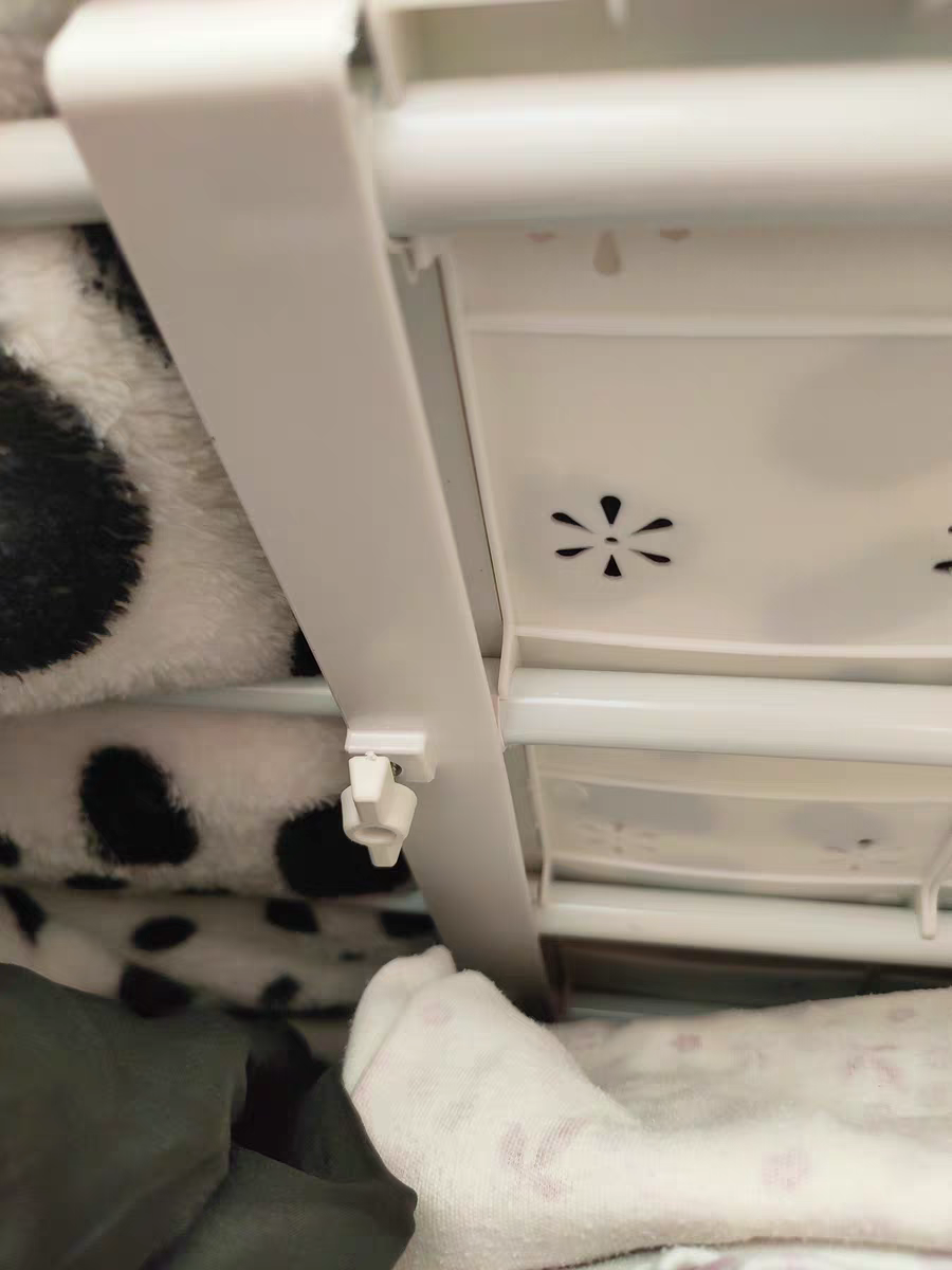 Expandable Closet Shelf Organizer 🧺 Adjustable Divider Rack for Storage