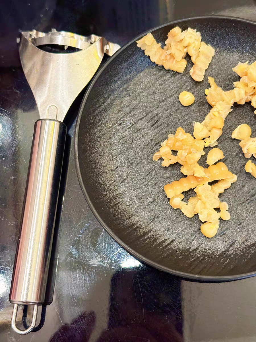 Stainless Steel Corn Stripper 🌽 Easy Kernel Remover Kitchen Tool