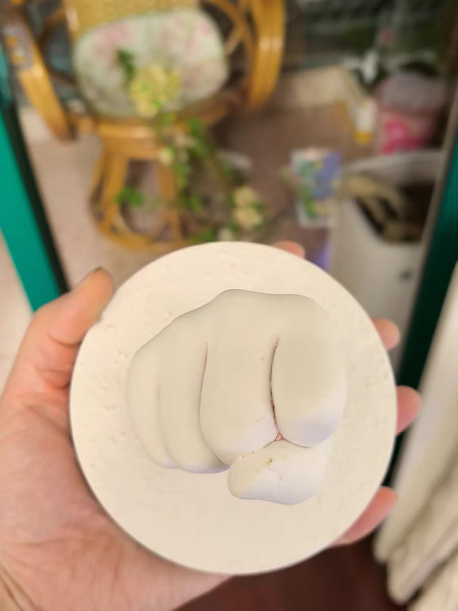 DIY Kids Hand Casting Kit ✋ Plaster Mold Craft Toy Keepsake Gift