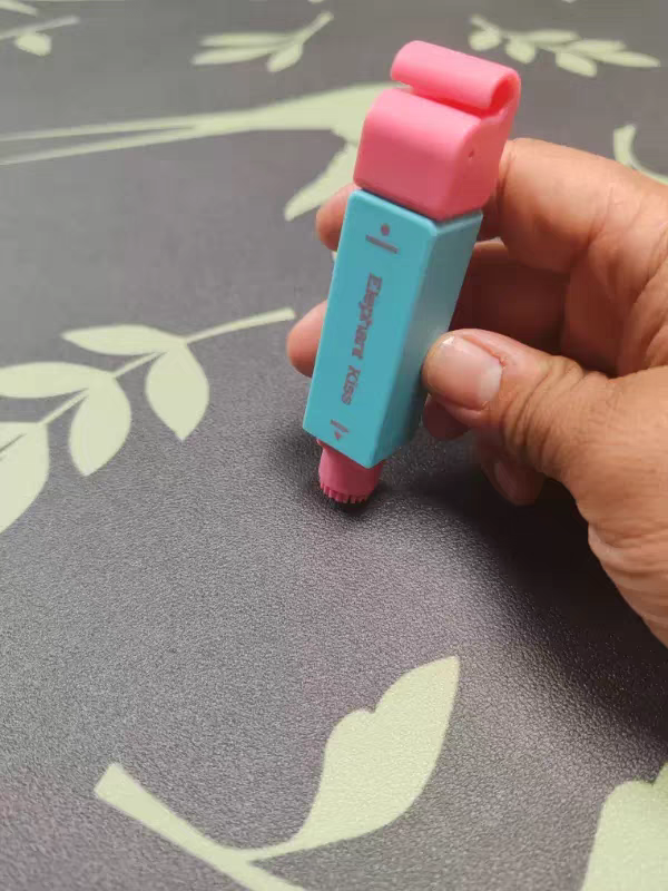 Instant Stain Remover Pen ✨ Portable Oil & Spot Cleaner On-the-Go